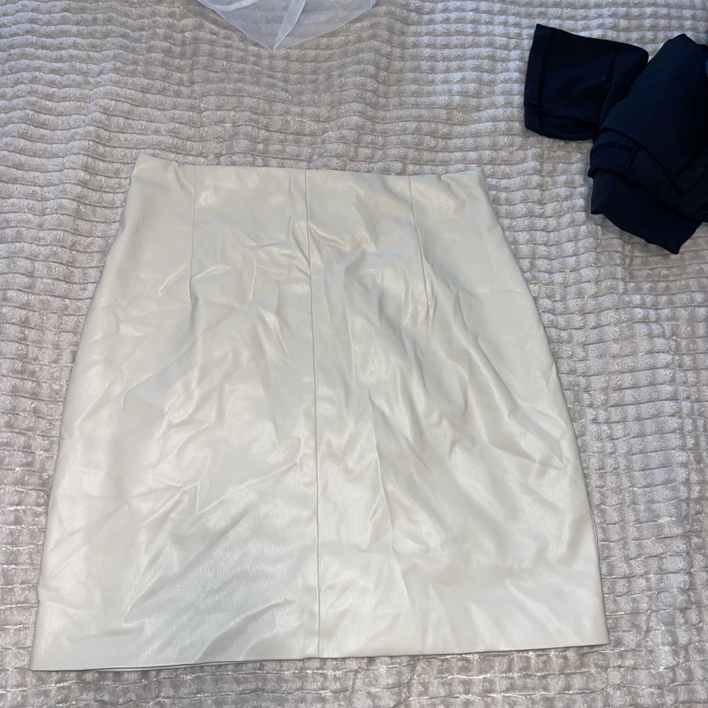 Leather skirt